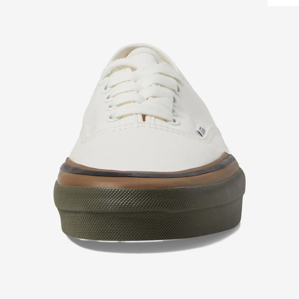 Vans WMNS Authentic Rearrange
Utility Block Blanc De BIack
VN000CSAJVY
Sneakers - Picture 12 of 16